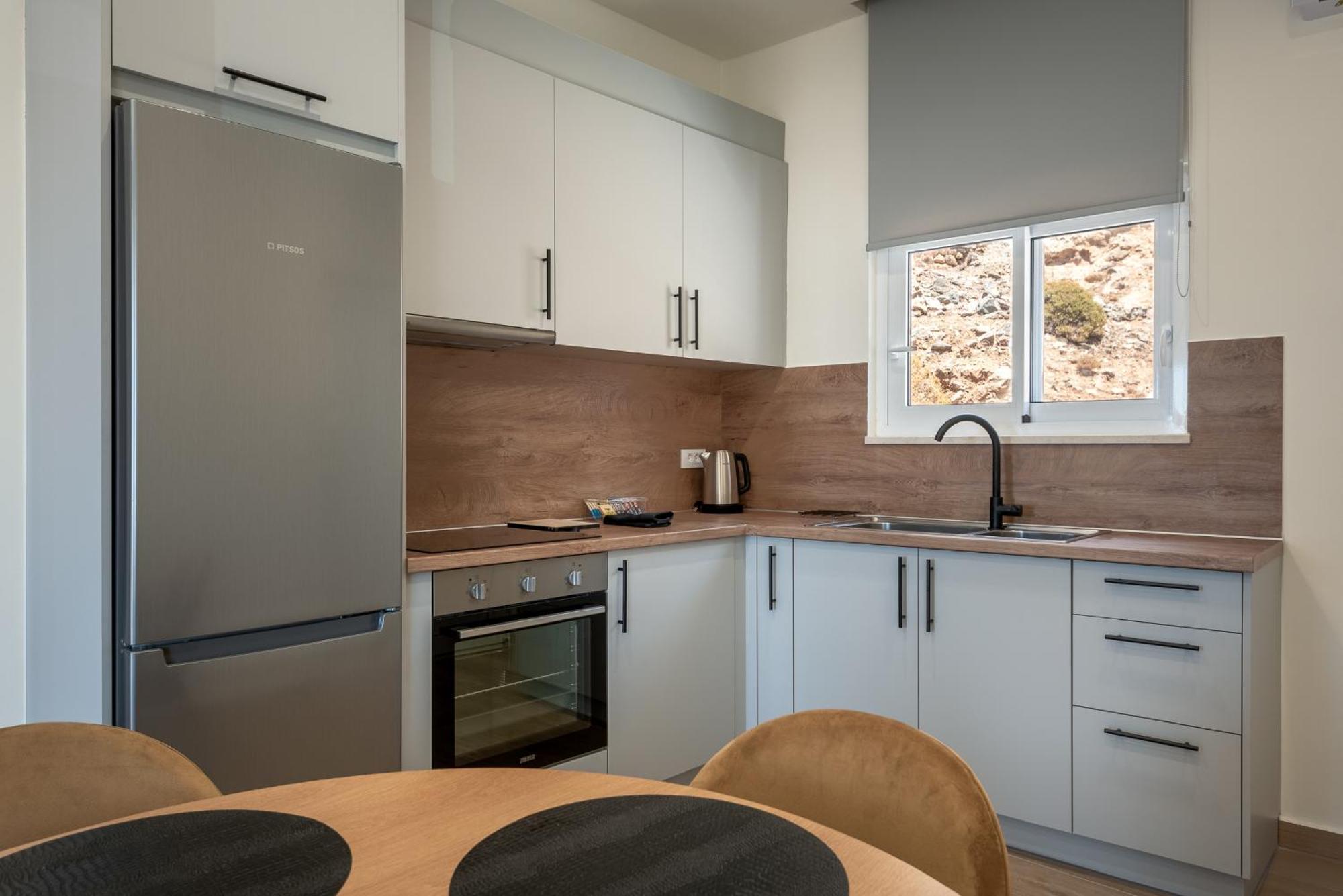 Cavros Residence ,In Chora Sfakion 'Construction 2024' エクステリア 写真