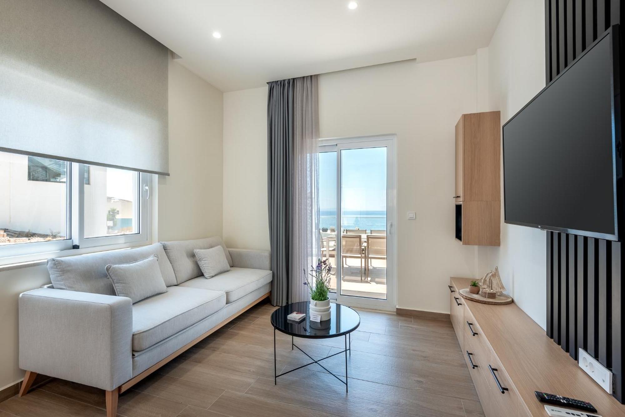 Cavros Residence ,In Chora Sfakion 'Construction 2024' エクステリア 写真
